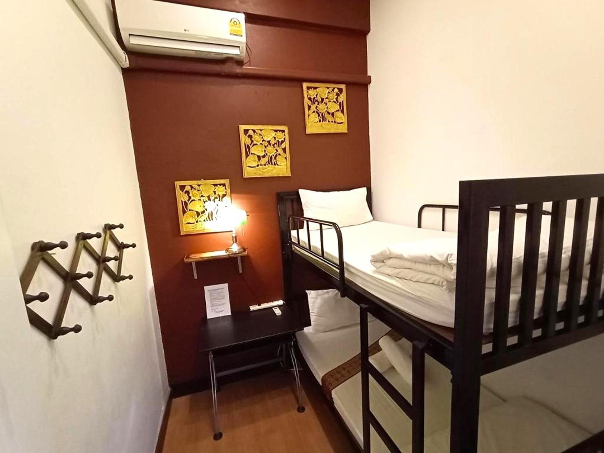 Ashi Poshtel Hostel Чиангмай Екстериор снимка