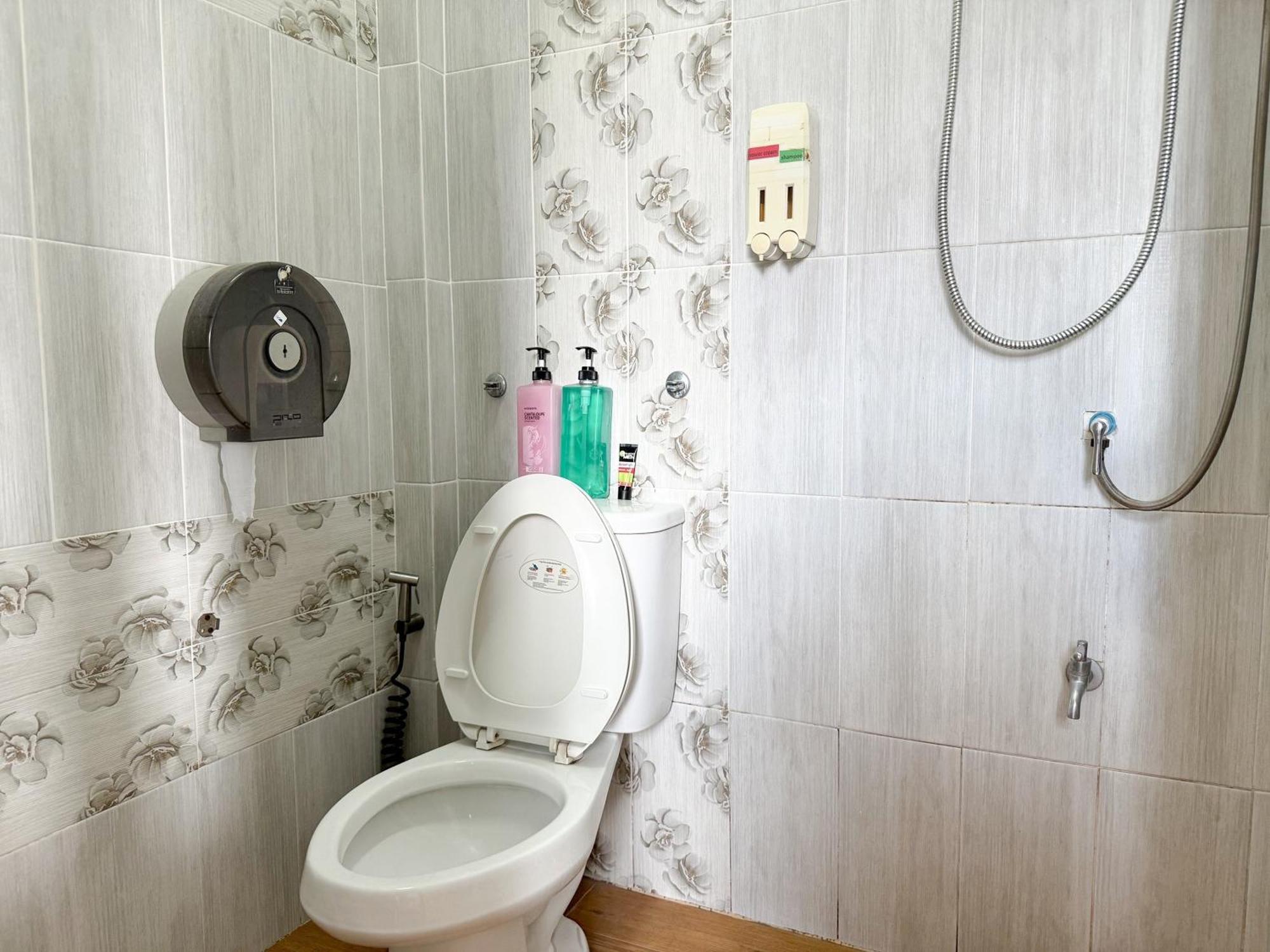 Ashi Poshtel Hostel Чиангмай Екстериор снимка